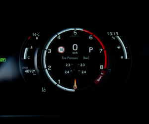 Lexus ES300h F Sport
