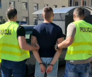 HORROR taksówkarza z Łodzi. Napadli go, bili, dusili i WLEWALI W NIEGO ALKOHOL! Zwyrodnialcom grozi do 12 lat za kratkami