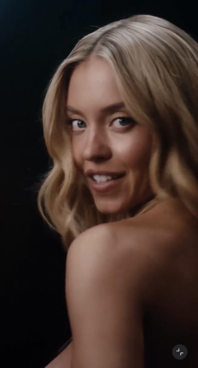 Rozebrana Sydney Sweeney w sportowej reklamie