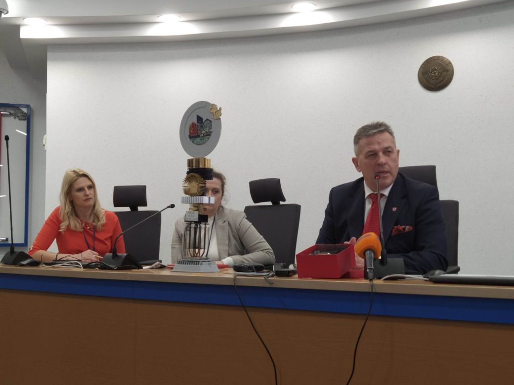 ZOBACZ ZDJĘCIA ze spotkania władz miasta Siedlce z przedstawicielami SP nr 10 w Siedlcach