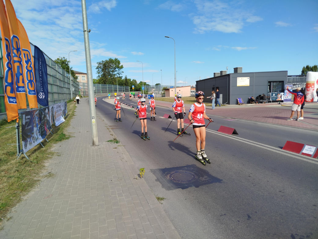 Zawody o Puchar Polski na nartorolkach Marwe Cup 2025 zostały zainaugurowane w Siedlcach