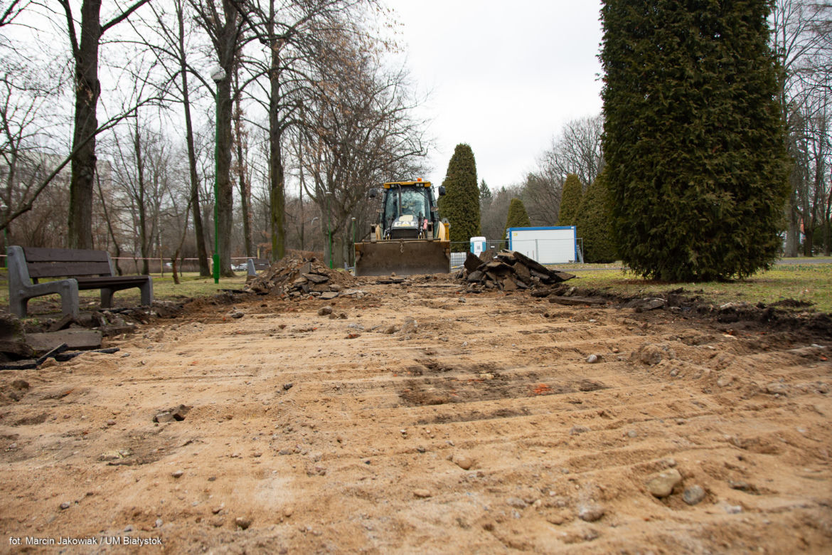 Park Planty w Białymstoku zyskuje nowe nawierzchnie