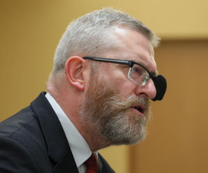 Grzegorz Braun po rozprawie