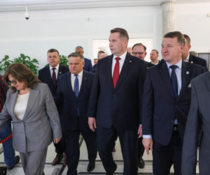 Czarnek i alternatywa dla rolników