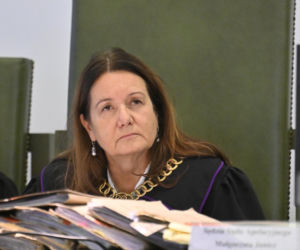 Skazany za zabójstwo matki znów walczy o wolność. Jeden z jego wniosków ma 72 strony