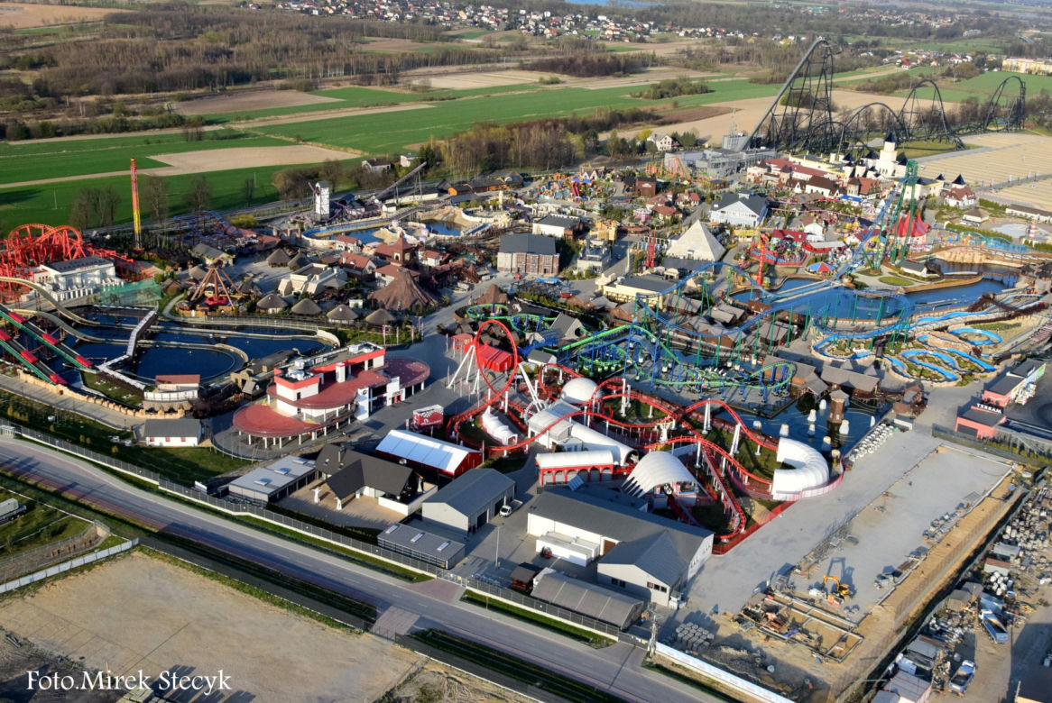 Wesołe miasteczko widmo. Jak wygląda Energylandia bez ludzi?