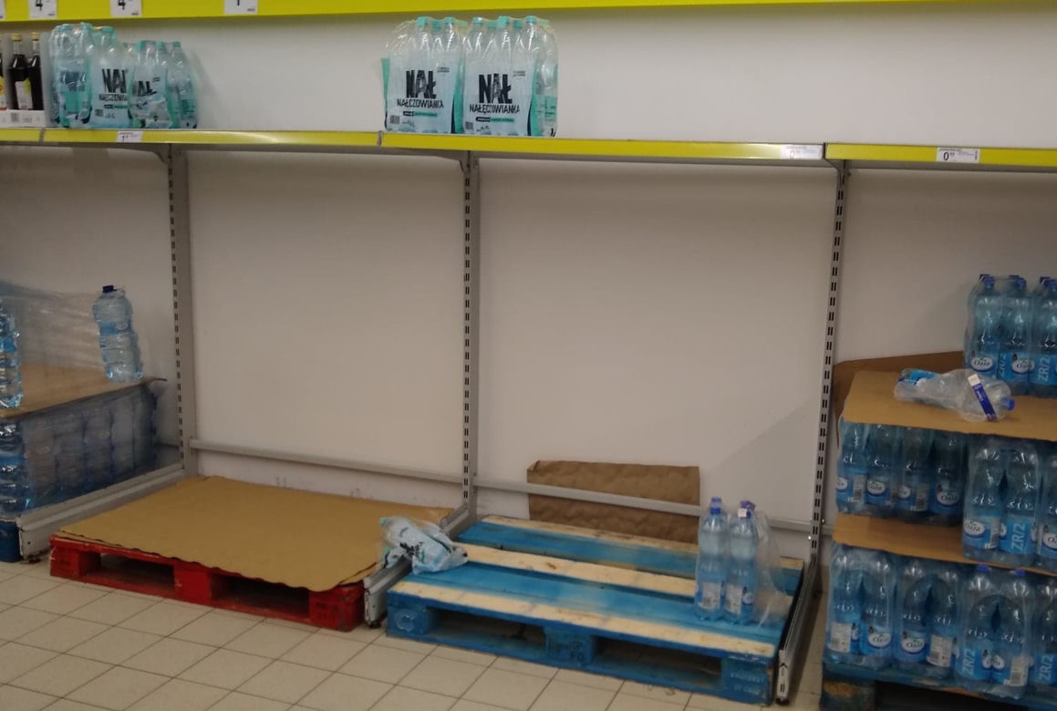 Białystok. Maseczki? "Nie ma i nie będzie". Ze sklepów znikają mydła w płynie