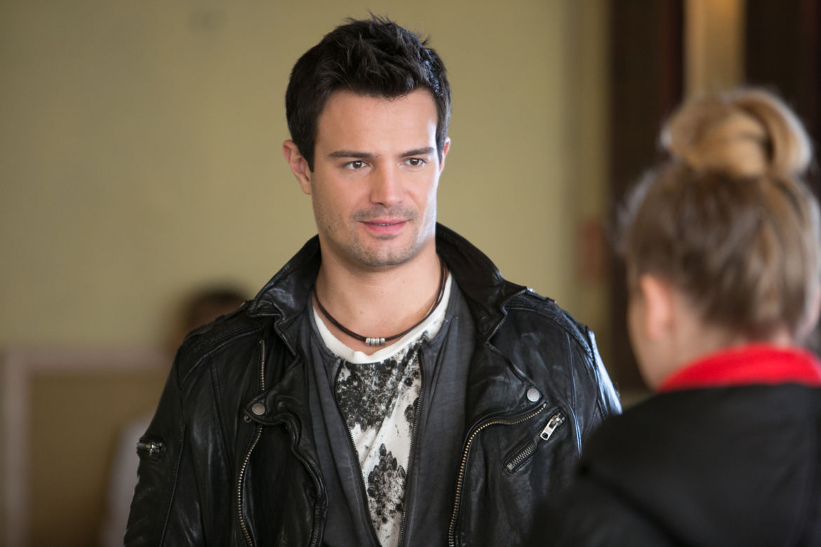 Singielka odcinek 67. Elka (Paulina Chruściel), Borys (Mikołaj Krawczyk)