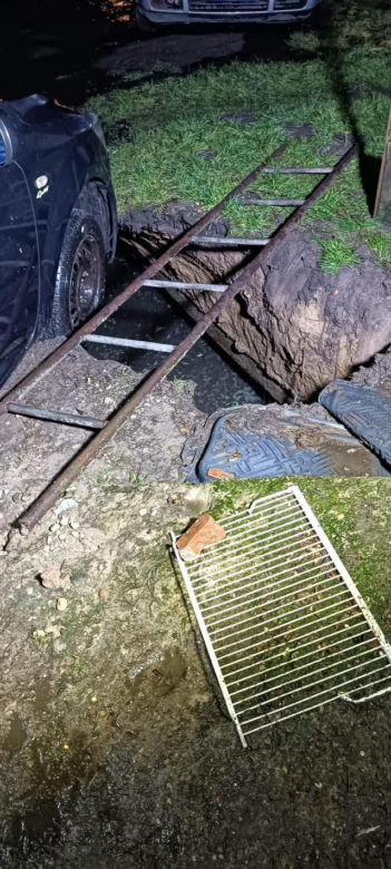 Szlachcin. Ciało zaginionego znaleziono w zapadlisku [ZDJĘCIA]