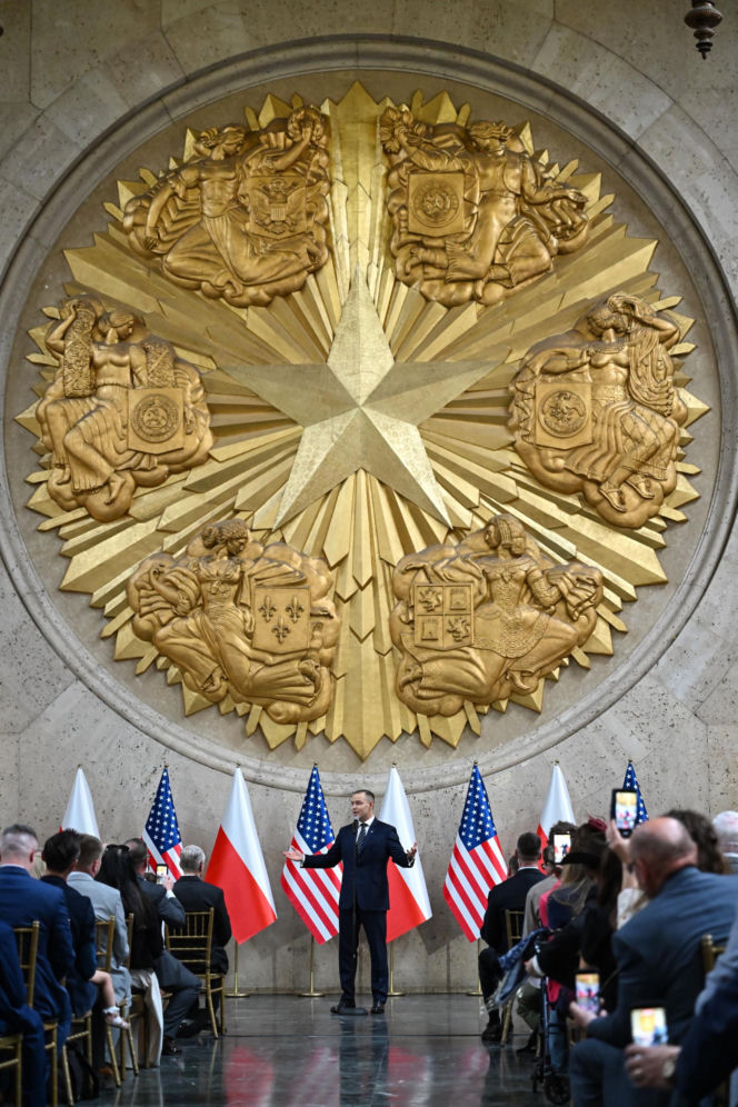 USA/ Prezydent Nawrocki podziękował przedstawicielom Polonii za to, że są ambasadorami Rzeczpospolitej Polskiej