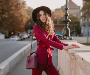 Zapomnij o czekoladowych dodatkach. Wiosną 2026 ten kolor będzie królował na ulicach