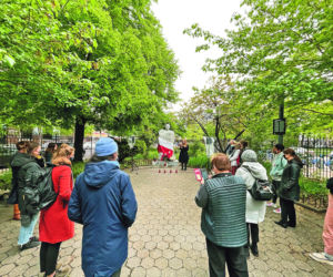 Czuwali przy pomniku Popiełuszki