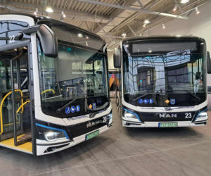 Pięć nowych autobusów elektrycznych trafia do komunikacji miejskiej w Starachowicach