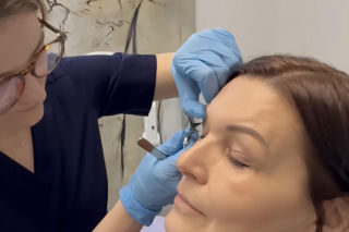 Ilona Felicjańska wycina sobie powieki