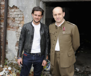 CZAS HONORU 5 - zdjęcia z planu. Antoni Pawlicki (Janek), Adam Woronowicz (płk Leon Wasilewski)
