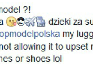 Top Model. Krupa pozuje w samolocie