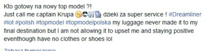 Top Model. Krupa pozuje w samolocie