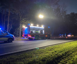 Wypadek na DK10. Ranny kierowca uciekł z miejsca wypadku. Poszukiwania nic nie dały