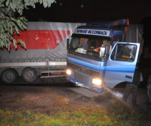 Łódź: Tragiczny wypadek - matka i syn nie żyją. Suzuki zderzyło się z tirem