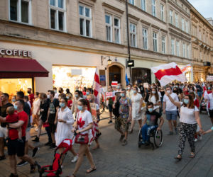 Marsz solidarności z Białorusinami w Krakowie