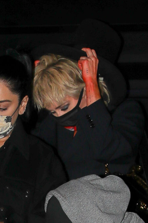zakrwawiona Miley Cyrus