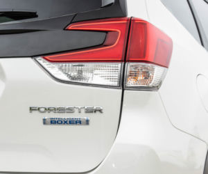 Subaru Forester e-BOXER vs Honda CR-V Hybrid