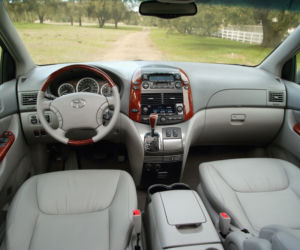 Toyota Sienna (2003-2009)