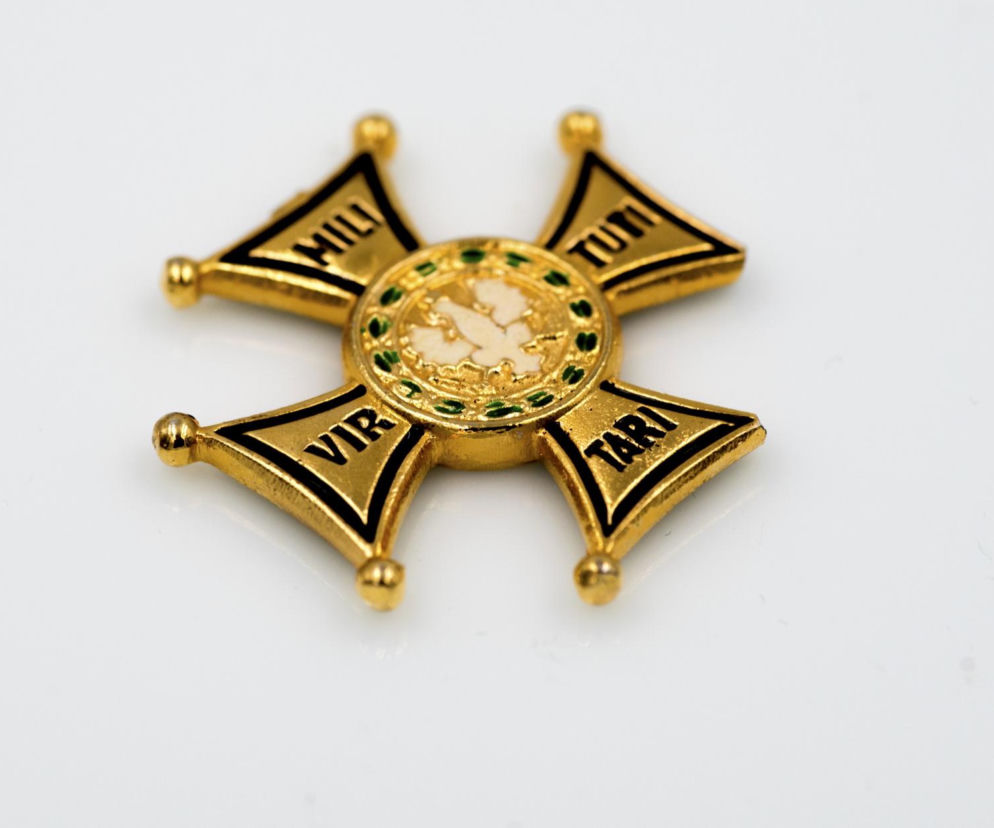 Order Virtuti Militari na aukcji na Ukrainie! Polska ambasada interweniuje 