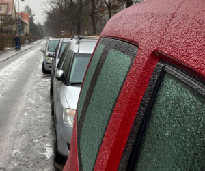 Nocny paraliż na drogach? IMGW bije na alarm i ostrzega kierowców