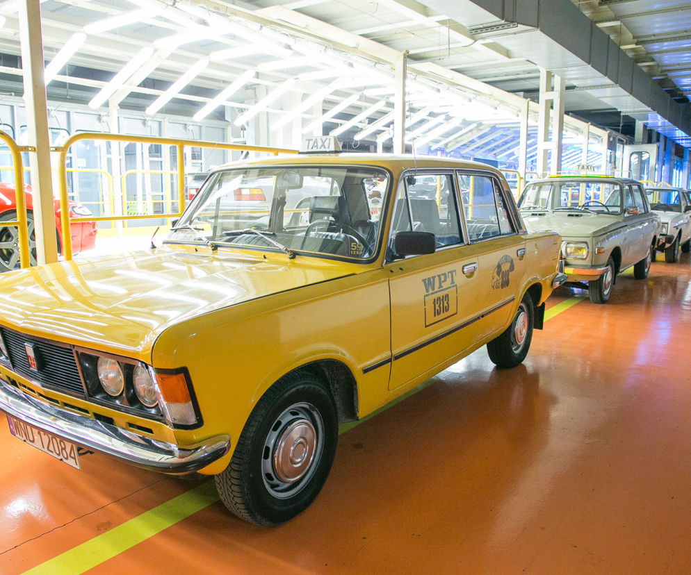Otwarcie muzeum motoryzacji w fabryce FSO w Warszawie