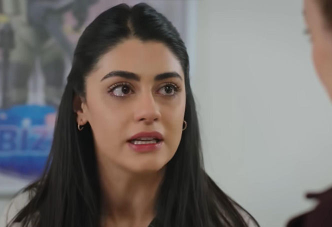 "Panna młoda", odcinek 26: Cihan odchodzi z firmy. Zaskakuje wszystkich, gdy zabiera Hancer do domu