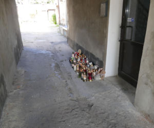 Skatowany i przypalany 6-letni Maksio umierał w męczarniach. „Zamiast domu urządzono mu salę tortur”