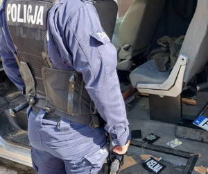 Pseudokibicowska bojówka chciała przejąć nielegalny towar. Padły strzały!