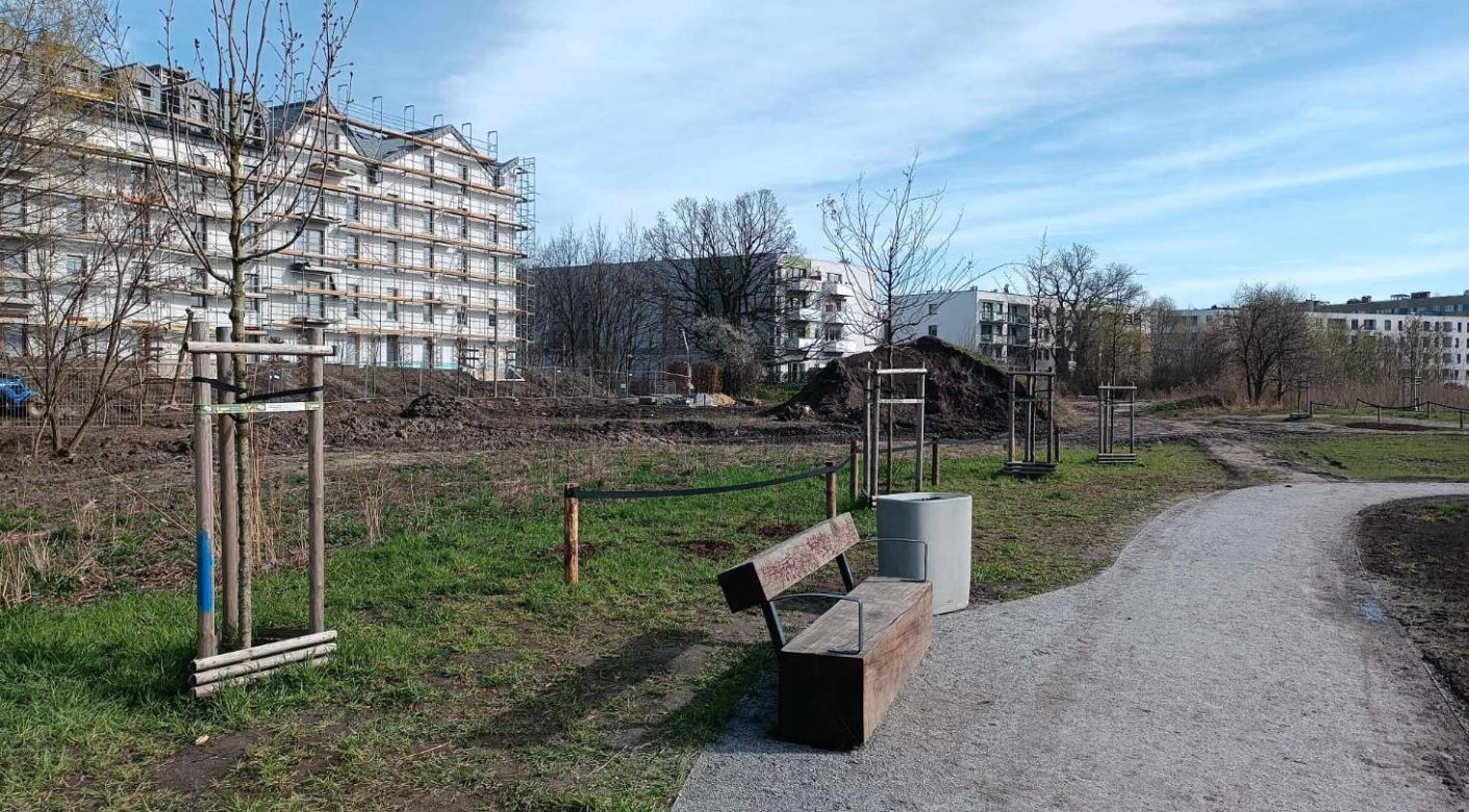 Miasto chwali się Parkiem Krzyckim. Na hucznym otwarciu mieszkańcy zastali plac budowy 