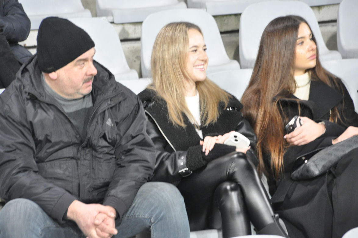 Korona Kielce - ŁKS Łódź. Zdjęcia kibiców na Suzuki Arenie