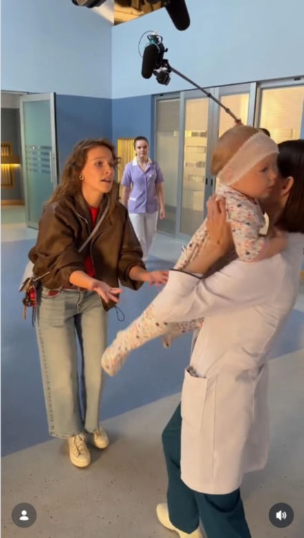 Na dobre i na złe nowy sezon na planie. Nina (Rita Sobocińska), Blanka (Pola Gonciarz), Zuza (Aurora Lipartowska)