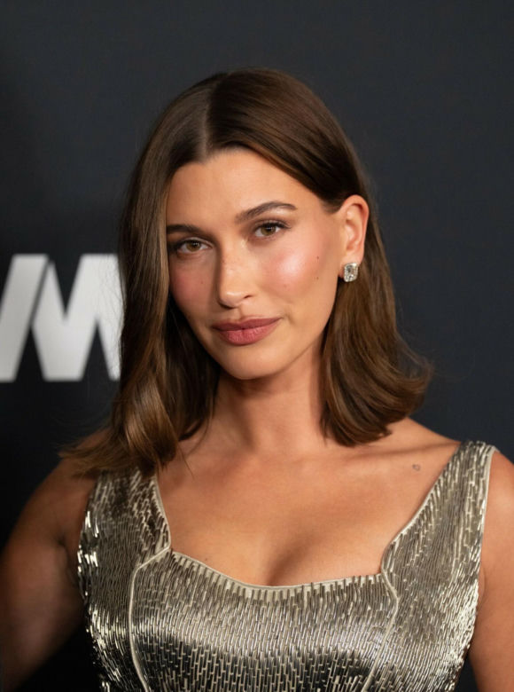 Hailey Bieber