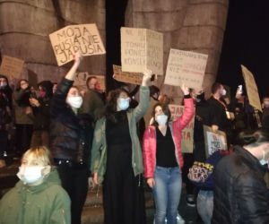 Rzeszów nadal strajkuje! Kobiety znów wyszły na ulice miasta [ZDJĘCIA, WIDEO]