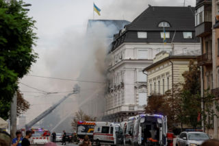 Rosyjski dron uderzył w centrum Kijowa. Trafił w budynek niedaleko ambasady Polski!
