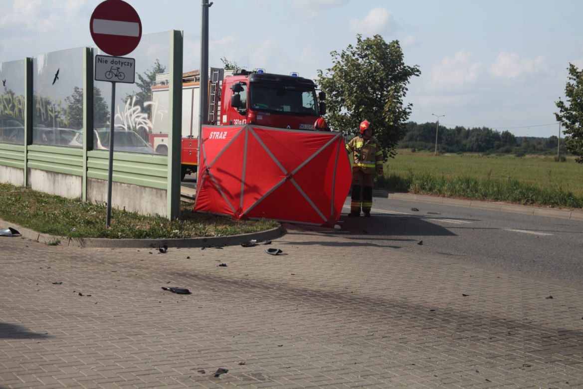 Motocyklista zginął na miejscu. Potworny wypadek w Siedlcach