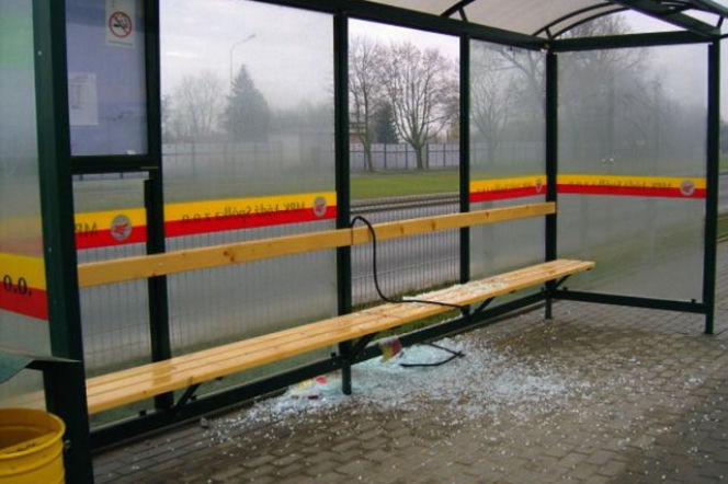 PRZYSTANEK AUTOBUSOWY