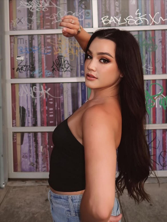 Oto nowa Kardashianka! Natalie piękniejsza niż Kylie Jenner?