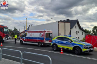 Śmiertelne potrącenie rowerzystki przez ciężarówkę na DK 76 w Jedlance