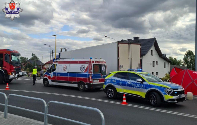Śmiertelne potrącenie rowerzystki przez ciężarówkę na DK 76 w Jedlance