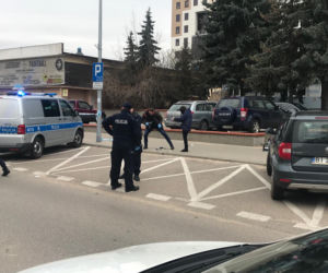 Nożownik w Białymstoku. 40-latek zaatakował matkę z córką