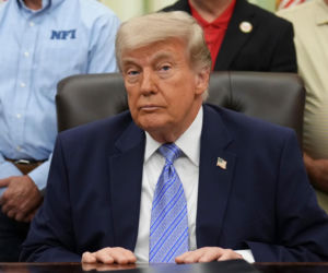 Bawół wygląda jak Donald Trump! To ocaliło mu życie