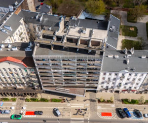 Blok przy Targowej 42 w Warszawie