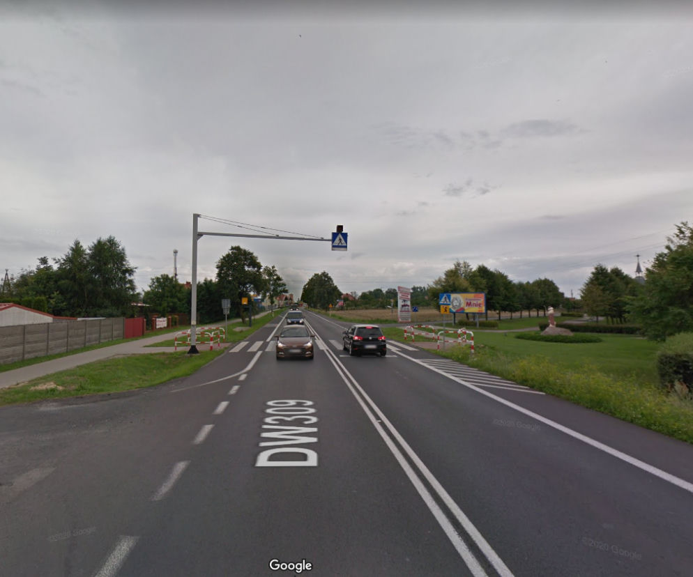 Do potrącenia nastolatki doszło na ruchliwej DW 309