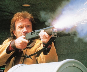 Chuck Norris stracił pracę!
