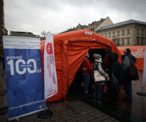 Polska Misja Medyczna kupuje do Lwowa